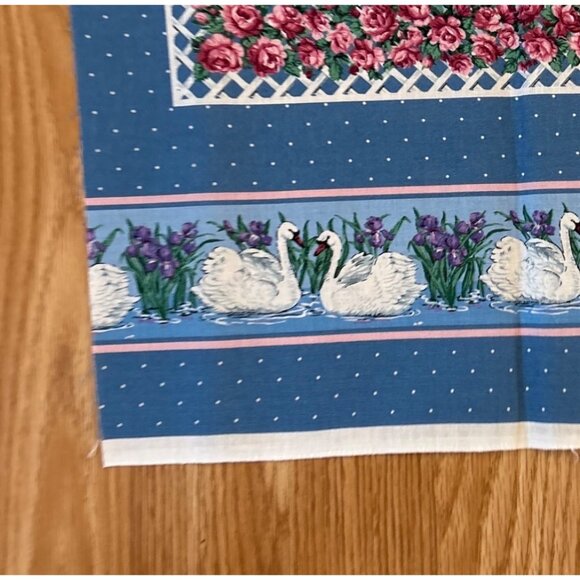Vintage V.I.P. Print Cranston Swan Garden Fabric Panel 44” x 34.5” Cotton Sewing - Picture 3 of 5